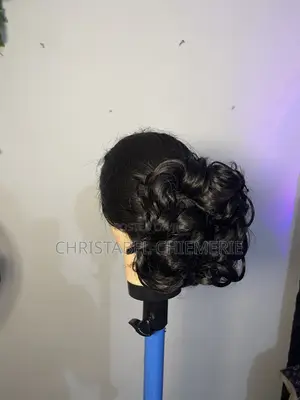 Bridal Bun Ponytail for Your Occasions and Shoots