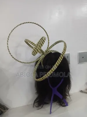 Fascinator