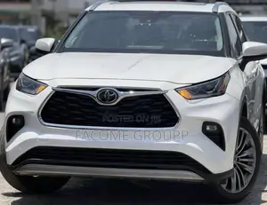 Toyota Highlander 2021 White