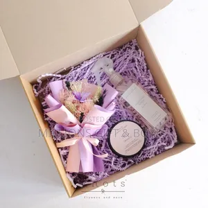 Gift Boxes /Cartons With Shredded Papers