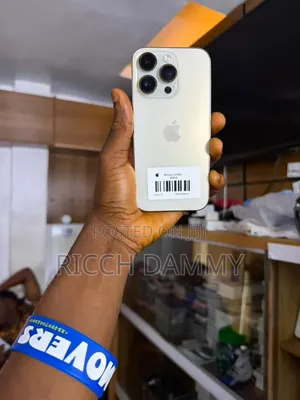 Apple iPhone 14 Pro 128 GB Gold