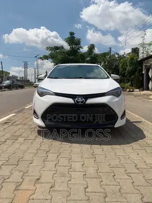 Toyota Corolla 2019 White
