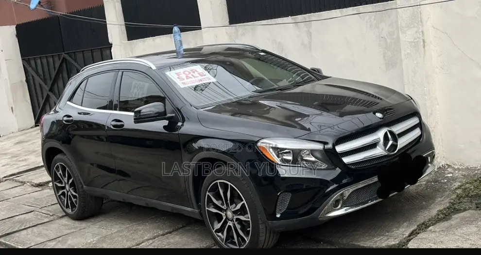 Mercedes-Benz GLA 250 2015 Black