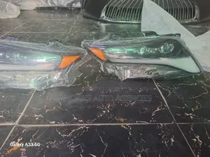 Toyota Venza Head Lamp 3 Touch