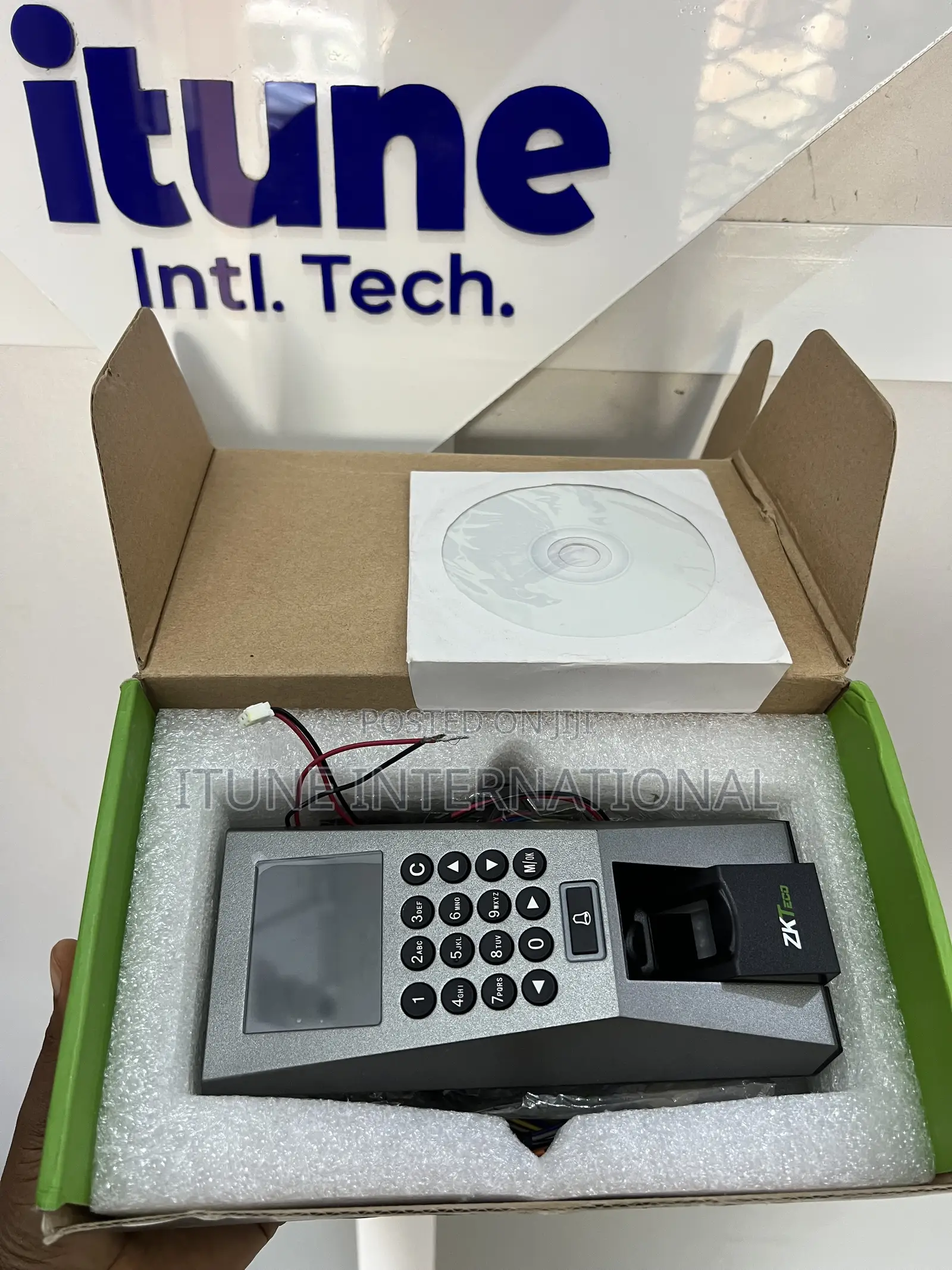 ZKT F18 Time Attendance+ Access Control