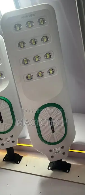 Suntrick 300w Industrial Solar Street Light [White]