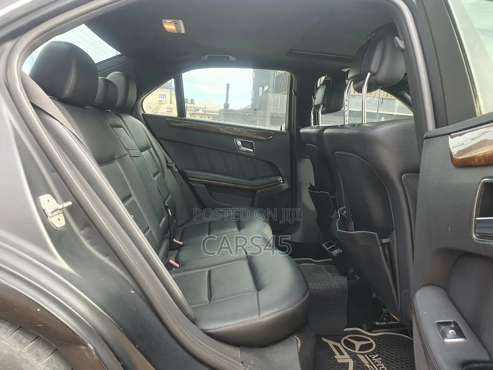 Mercedes-Benz E350 2011 Black