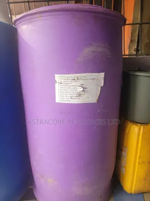 Cocamidopropyl Betaine (CAPB) – Foaming Agent