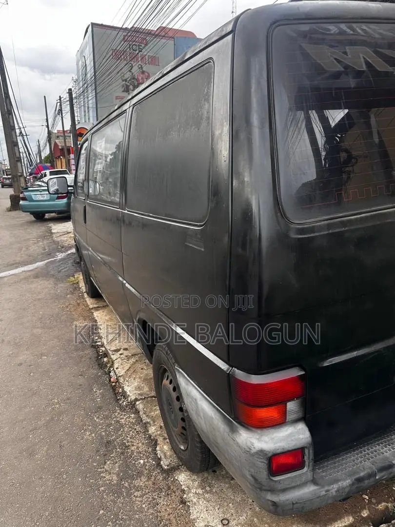 Volkswagen Transporter 1998 Black