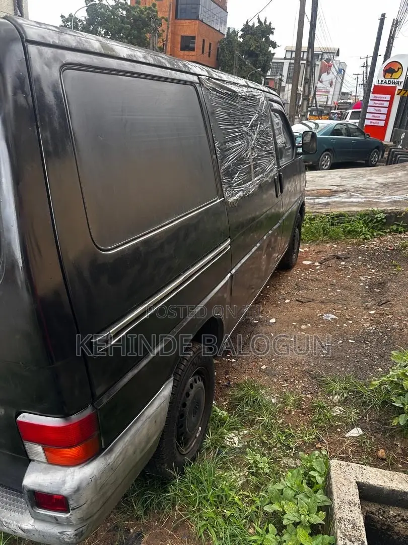 Volkswagen Transporter 1998 Black
