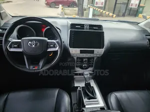 Toyota Land Cruiser Prado 2.7 i 2010 Black