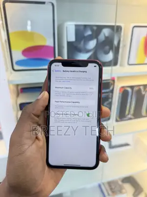 Apple iPhone XR 64 GB Red