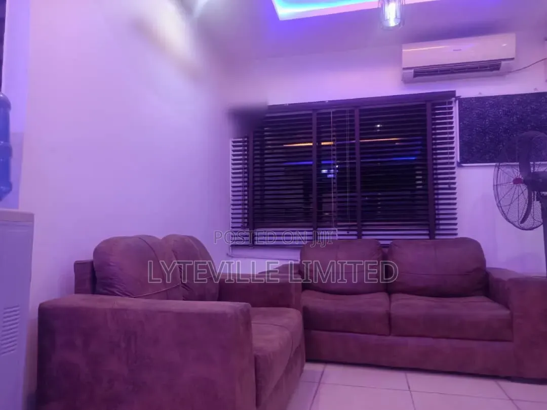 Executive Office 25sqm