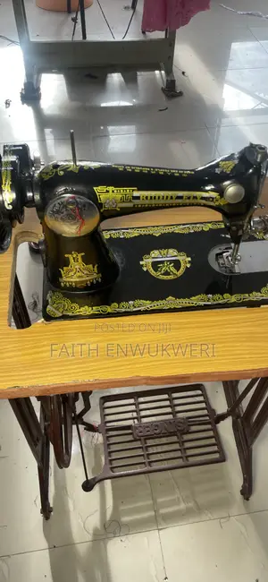 Manual Sewing Machine