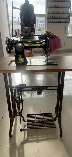 Manual Sewing Machine
