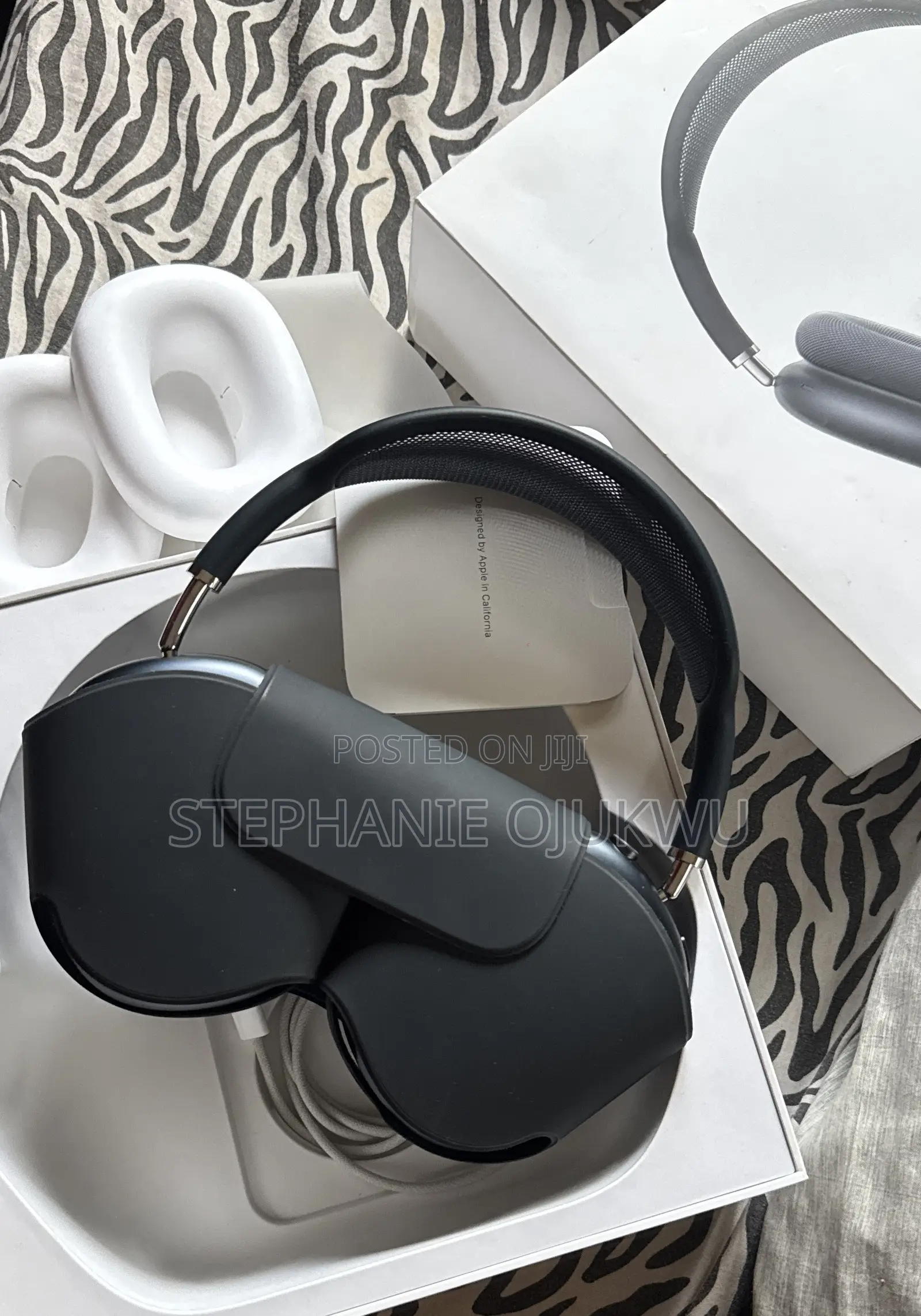 Original Apple Airpods Max (USB-C) – 2024 Model