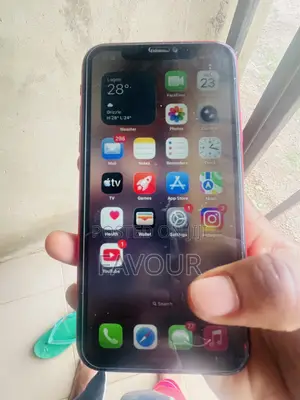 Apple iPhone 11 64 GB Red