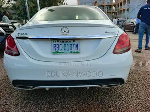 Mercedes-Benz C300 2016 White