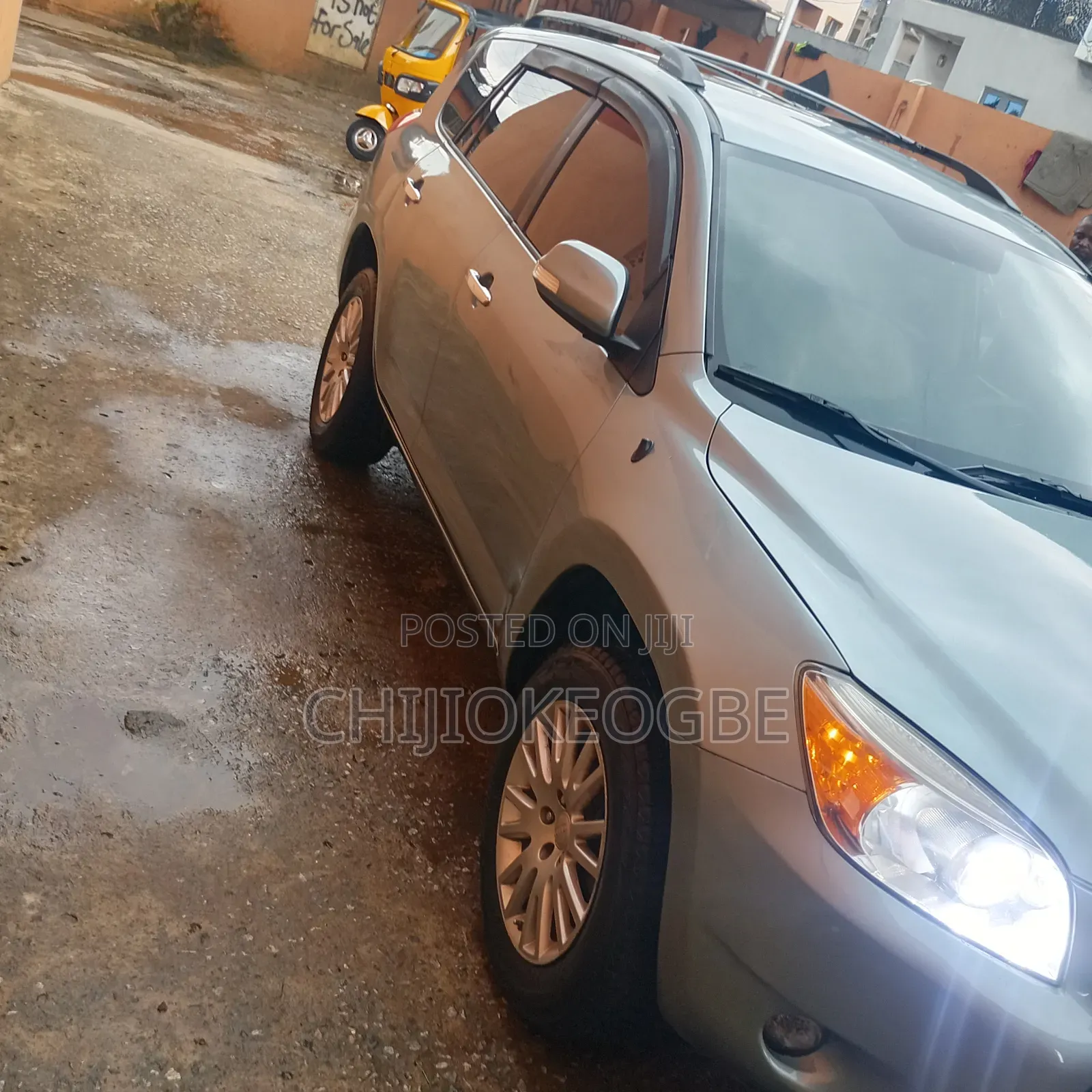 Toyota RAV4 2007 Green