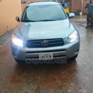Toyota RAV4 2007 Green