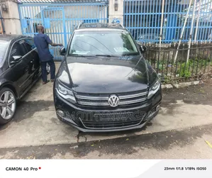 Volkswagen Tiguan 2014 Black