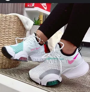 High Edge Sneakers
