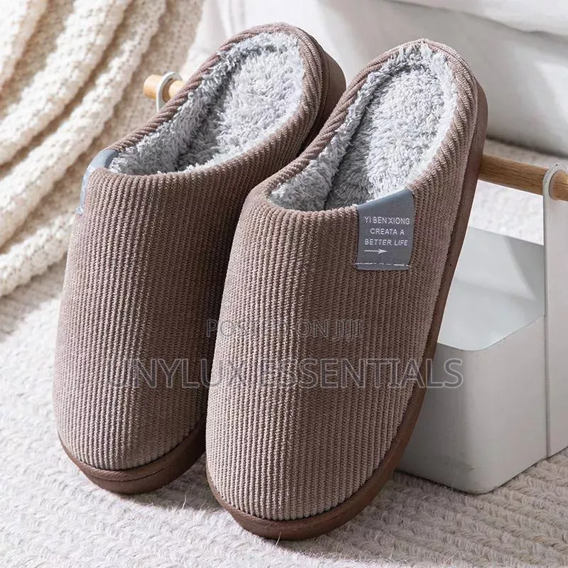 High Quality Thick Soled Indoor Slipper