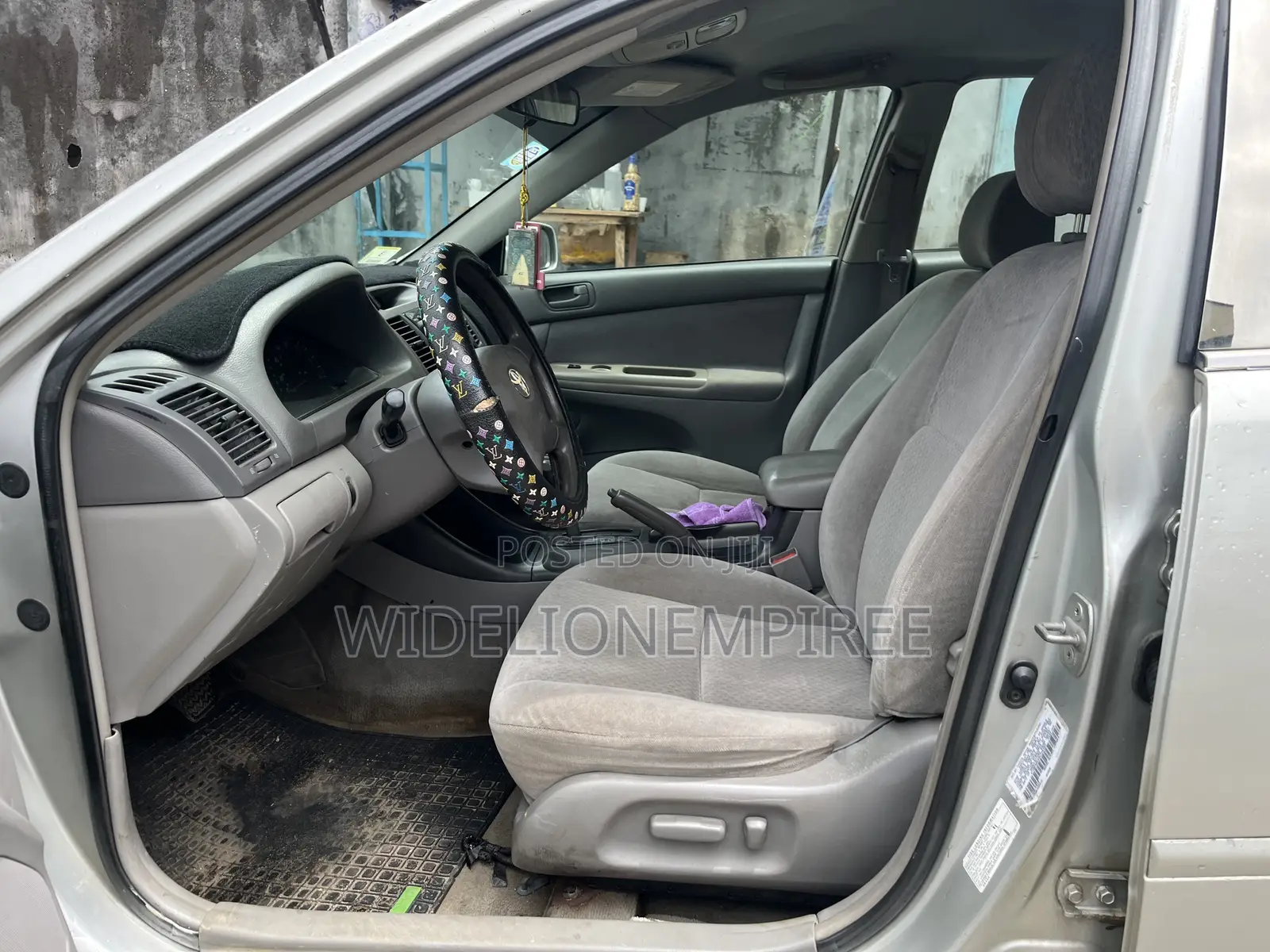Toyota Camry 2004 Silver