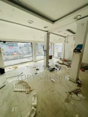 Exquisite Spacious Shop
