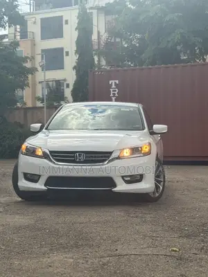 Honda Accord EX 4dr Sedan FWD (2.4L 4cyl 2A) 2013 White