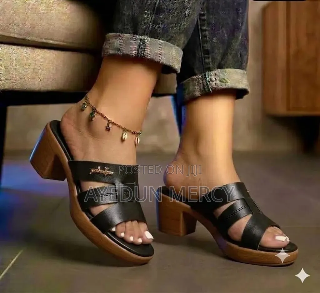 Iv Jennifer Slippers