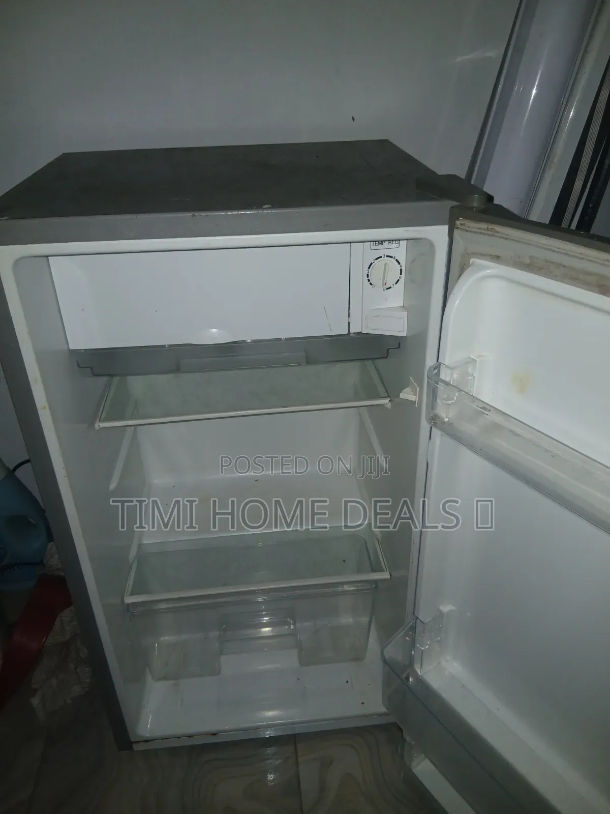 Hisense REF092DR Refrigerator – 90L