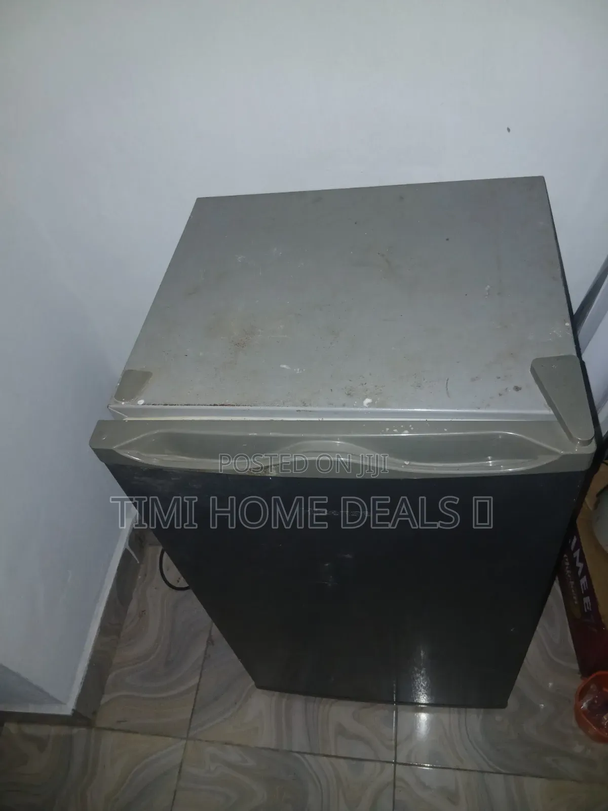 Hisense REF092DR Refrigerator – 90L
