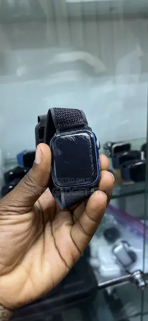 Used Apple Watch Series 7 45mm