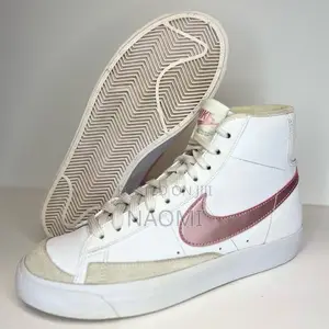Nike Blazer Mid '77 GS Sneakers