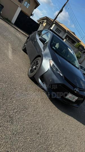 Toyota Corolla LE Eco (1.8L 4cyl 2A) 2018 Gray