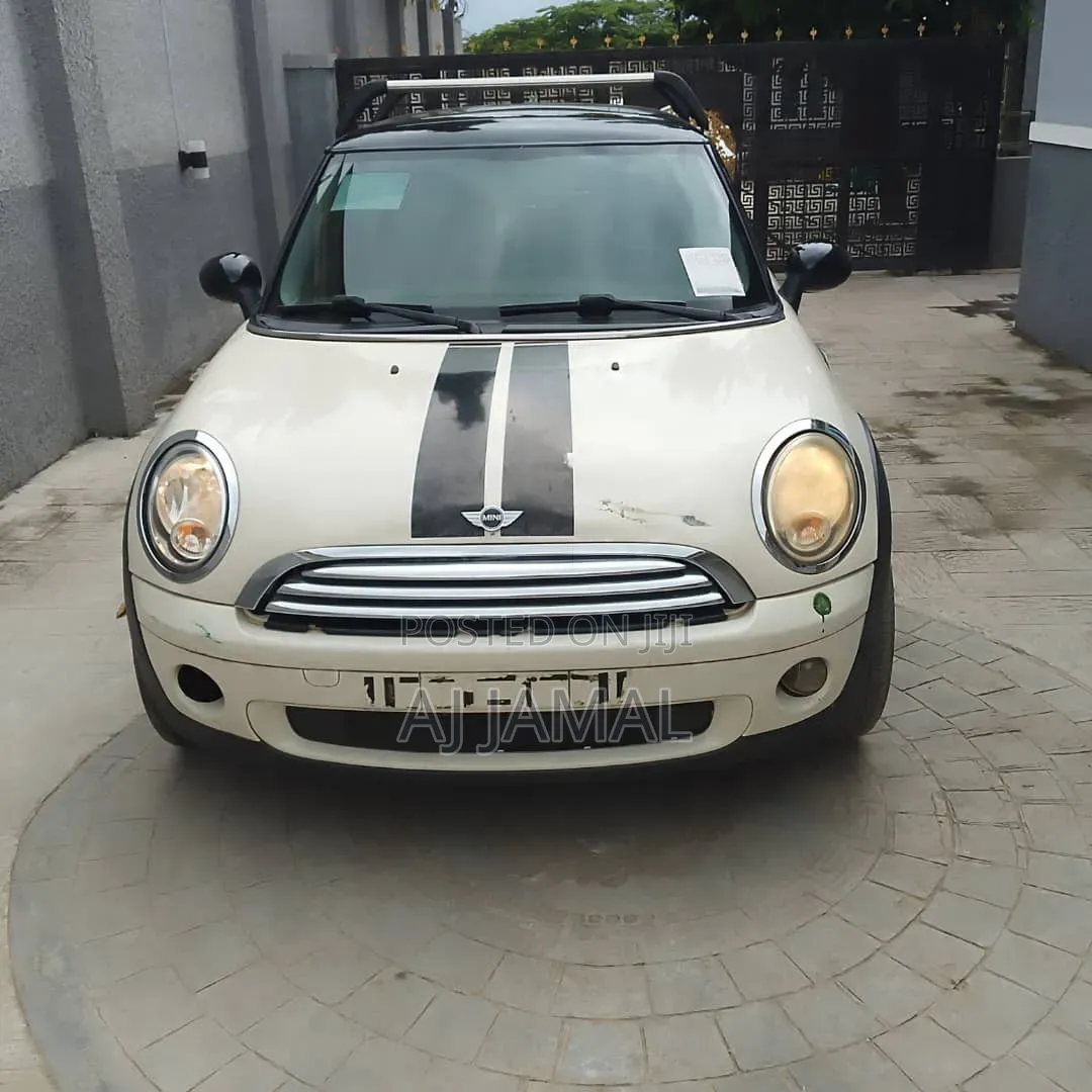 Mini Mini 2009 White