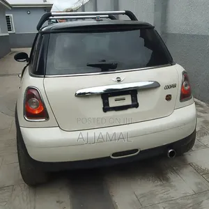 Mini Mini 2009 White