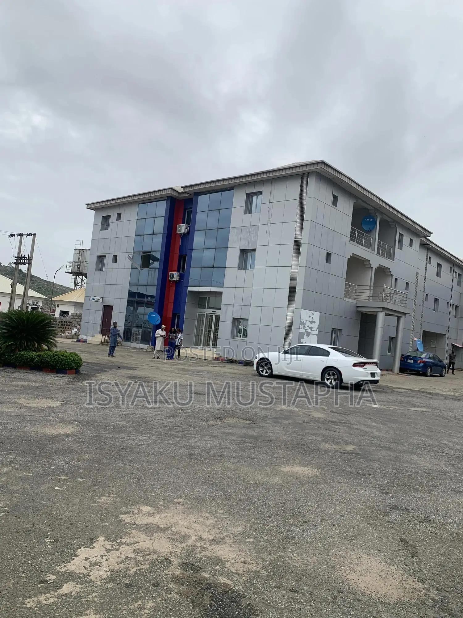 SUPER DISTRESS Office Complex for Sale
