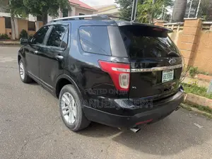 Ford Explorer XLT 4dr FWD (2.0L 4cyl 6A) 2012 Black