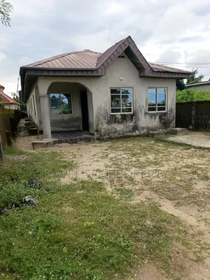 1bdrm Bungalow in Aroromi Ibeju Lekki for rent