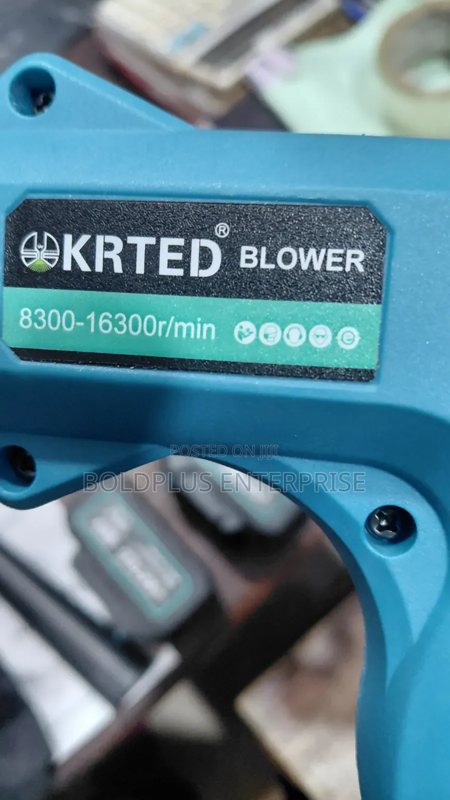 68 Volt Cordless Blower Machine