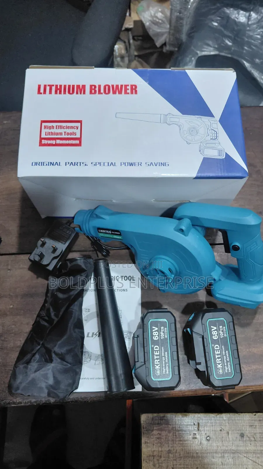 68 Volt Cordless Blower Machine