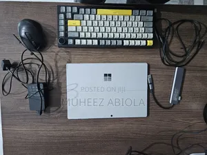 Laptop Microsoft Surface Pro 5 4GB Intel Core i5 SSD 128GB
