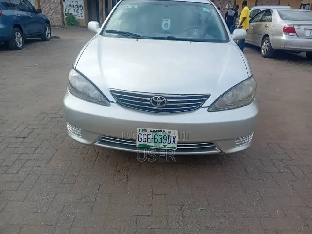 Toyota Camry 2006 Silver