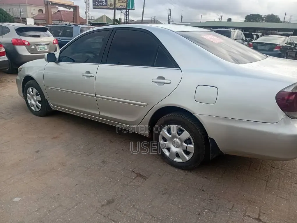 Toyota Camry 2006 Silver