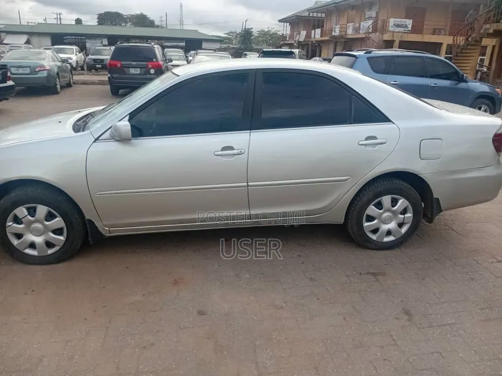 Toyota Camry 2006 Silver