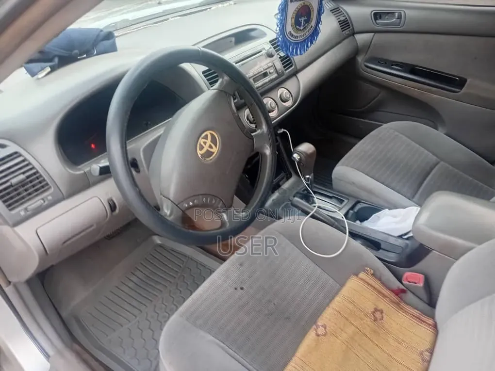 Toyota Camry 2006 Silver