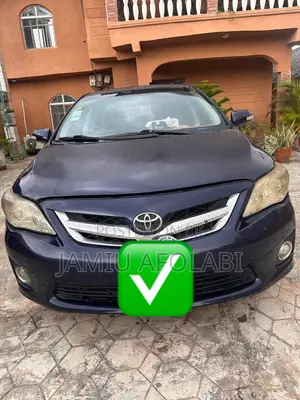 Toyota Corolla 2011 Blue