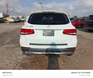 Mercedes-Benz GLC-Class 2018 White